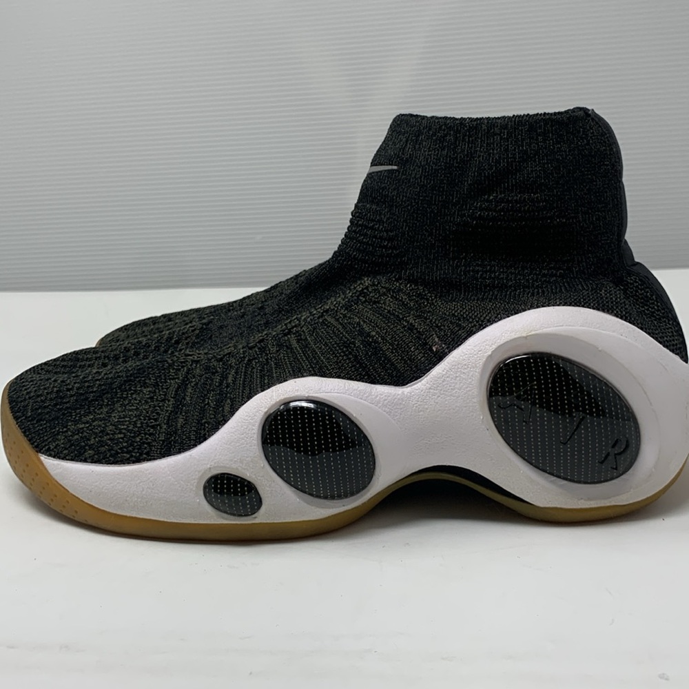 Nike flight bonfide cargo khaki sneakers size 5Y women’s 6.5
